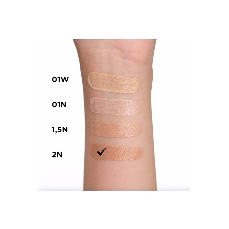 Eveline Celebrity Skin 4in1 multifunctional Glow Booster Face Base /02/ 30 ml